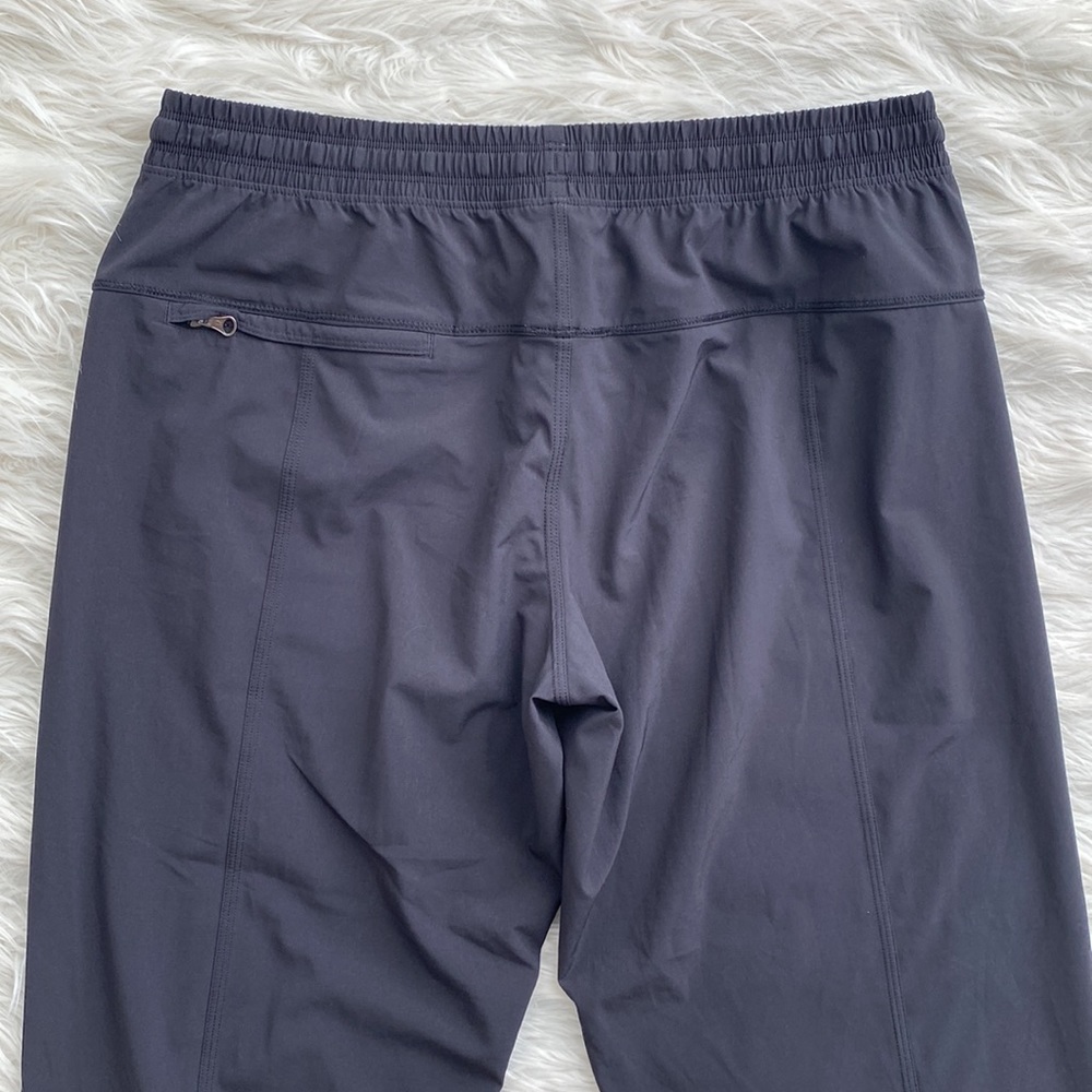 Lululemon | Step Lively Crop - Picture 10 of 15